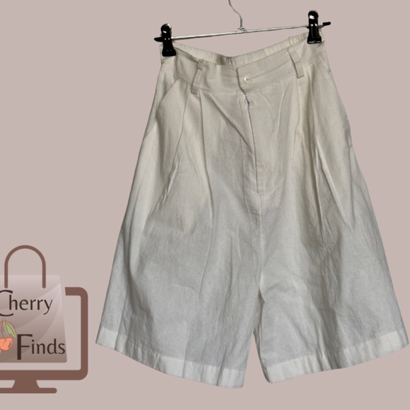 TROUSER SHORTS - Picture 1 of 1